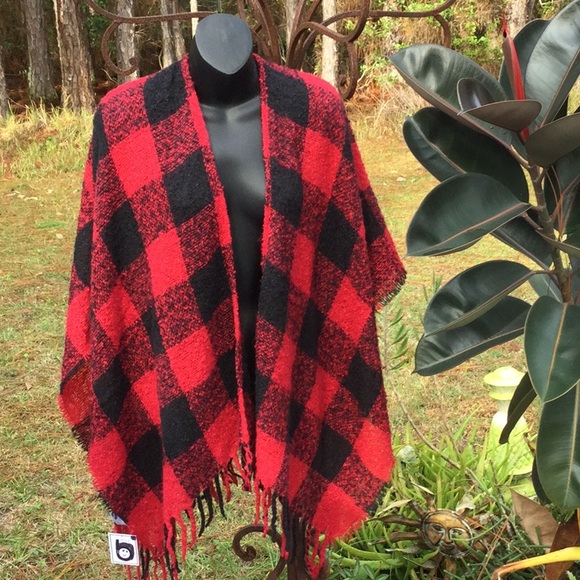 Fashion Poncho / Wrap Jackets & Blazers - NWT So Awesome Poncho / Wrap One Size Fits All 🌹